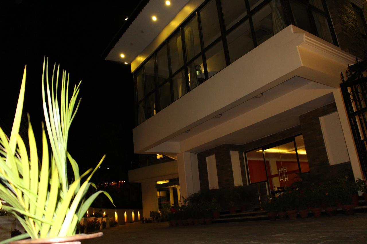 Tuki Resort Pokhara Exterior photo