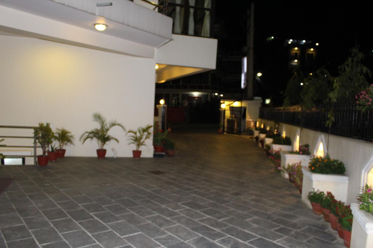Tuki Resort Pokhara Exterior photo