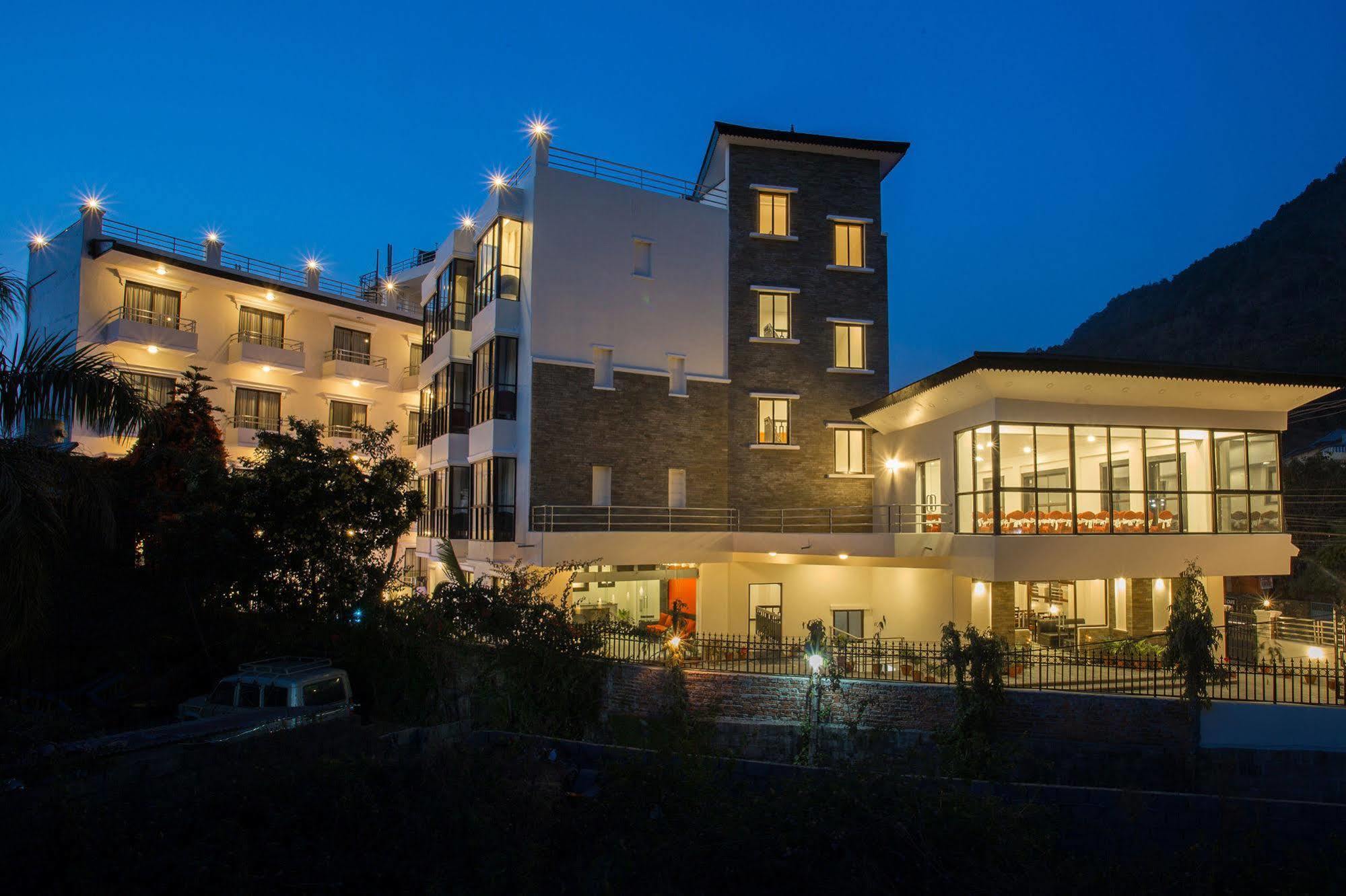 Tuki Resort Pokhara Exterior photo